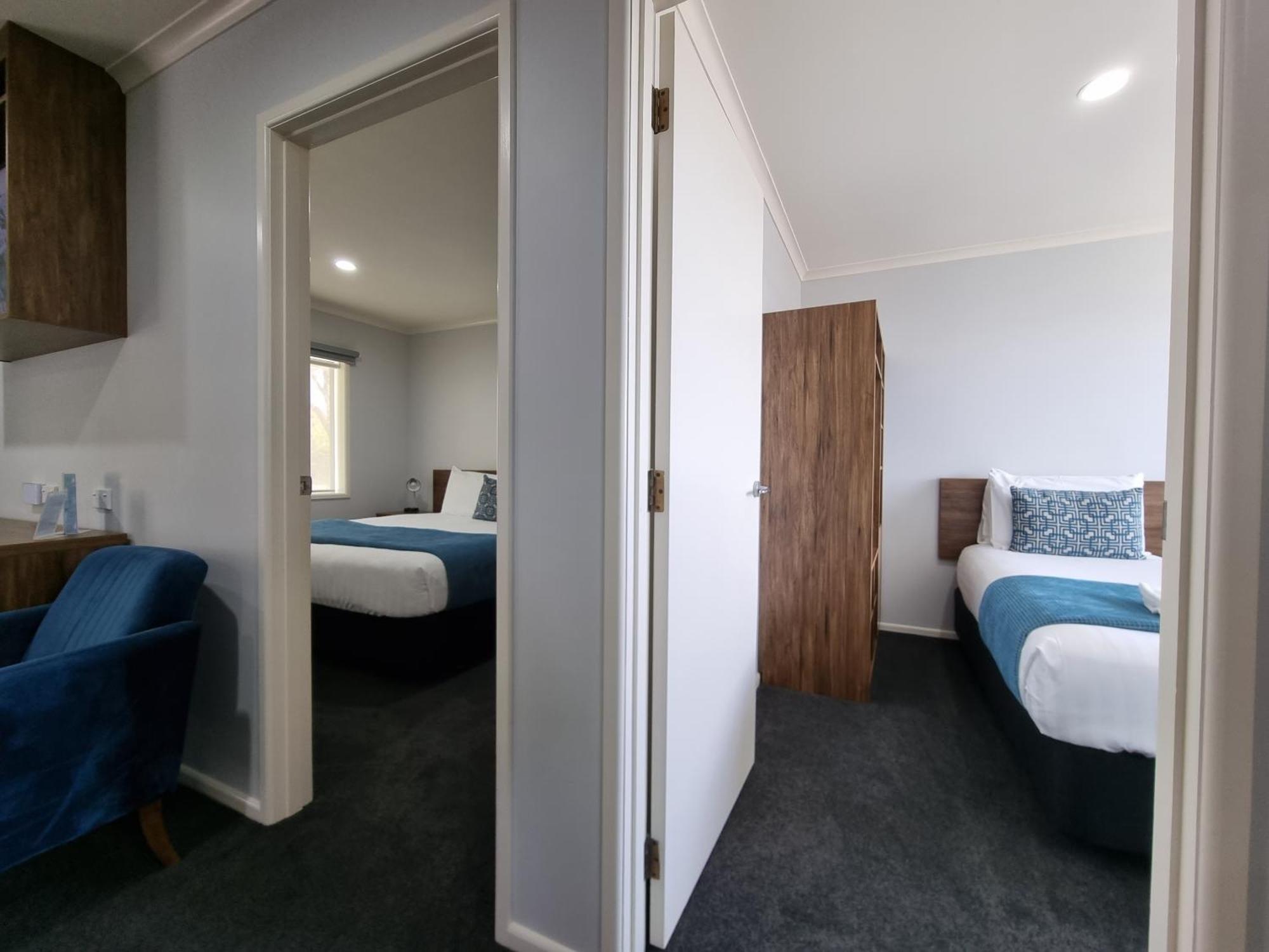 Antonio Mews Motel สแตรทฟอร์ด ภายนอก รูปภาพ