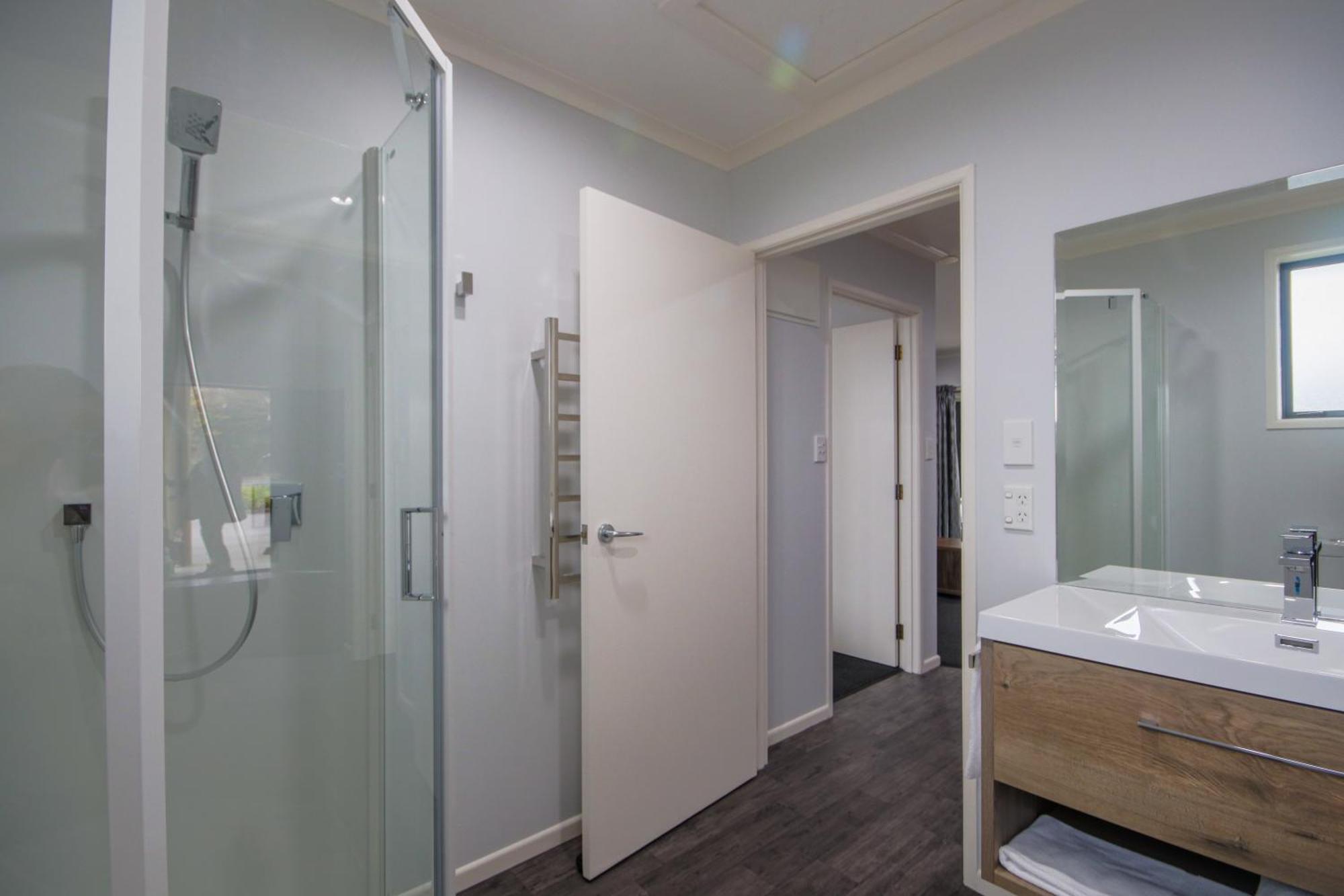 Antonio Mews Motel สแตรทฟอร์ด ภายนอก รูปภาพ