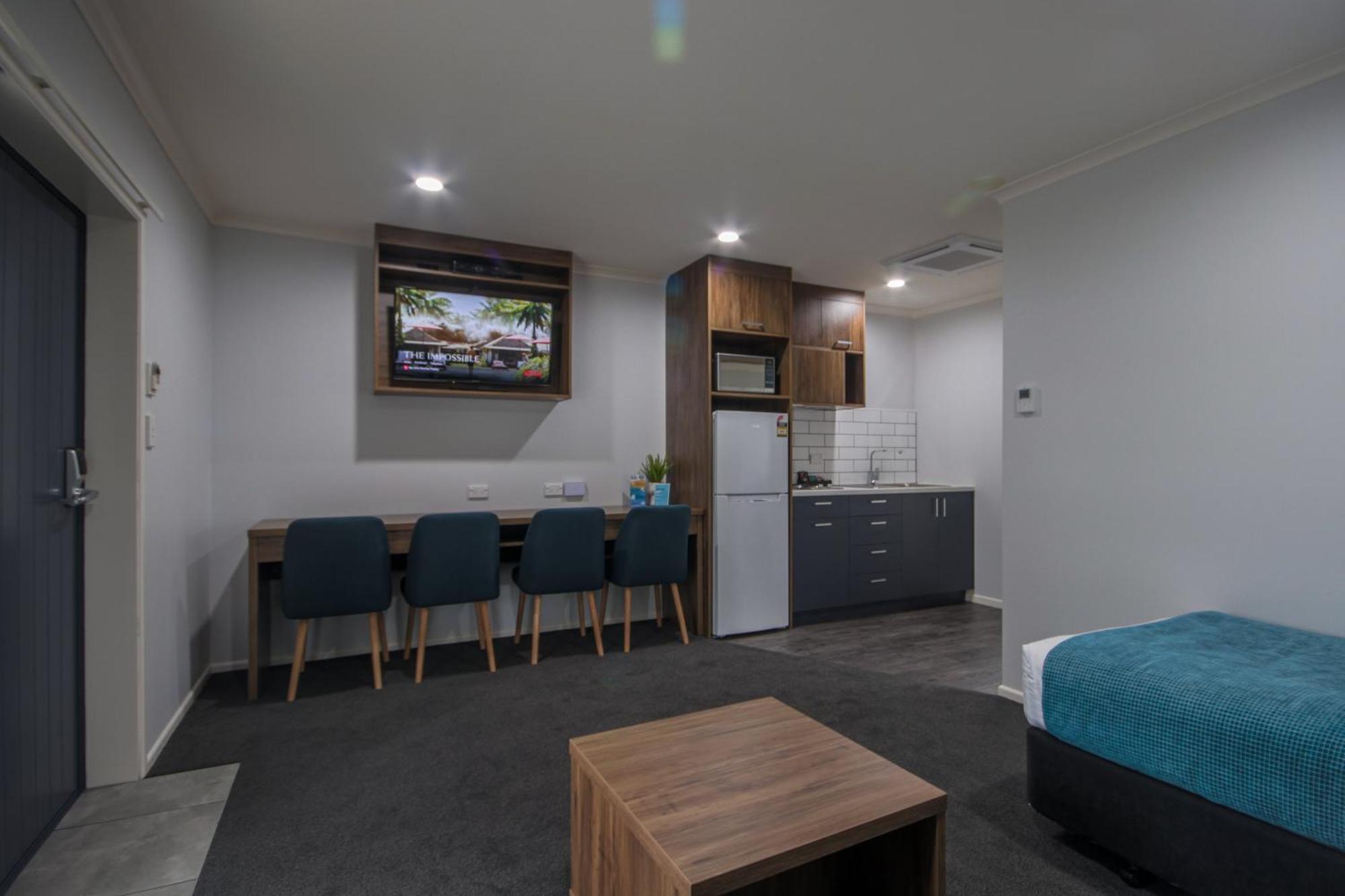 Antonio Mews Motel สแตรทฟอร์ด ภายนอก รูปภาพ